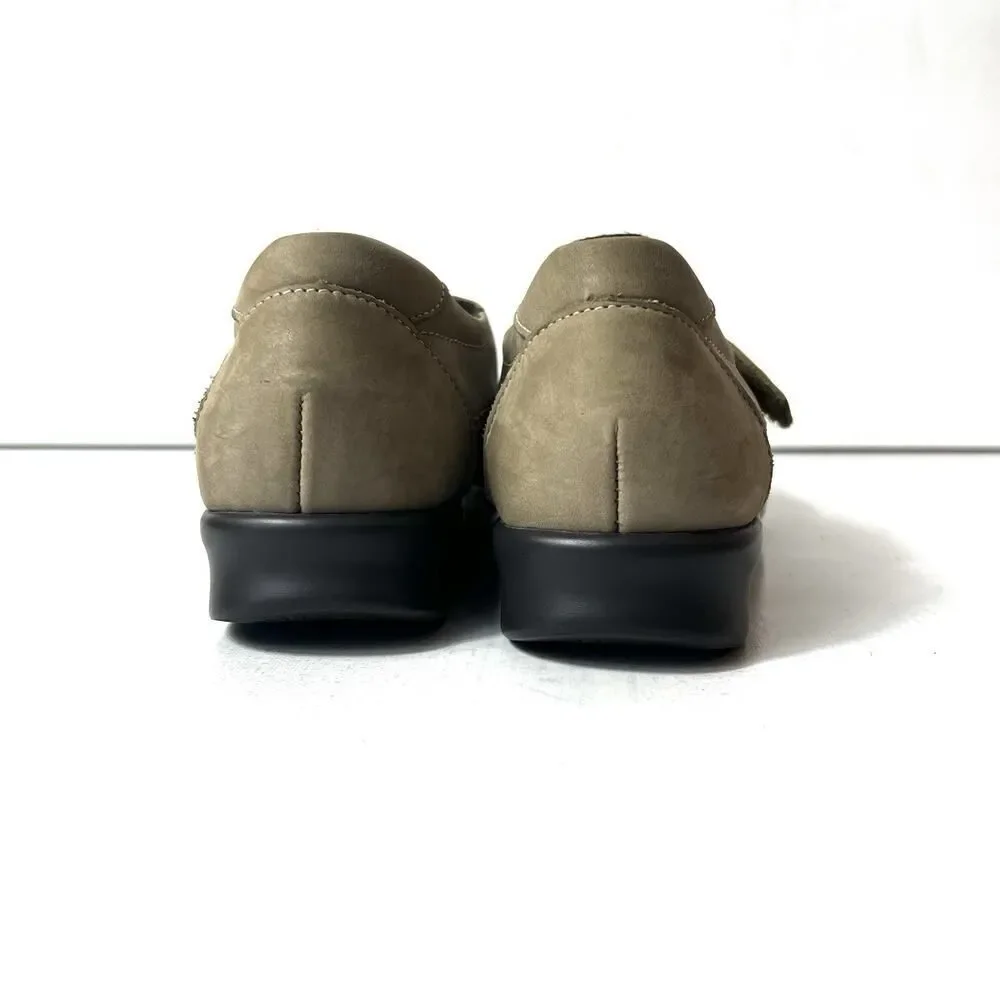 SAS Tripad Comfort Beige Leather Flats Slip On Shoes Womens 6.5 M Comfort Casual